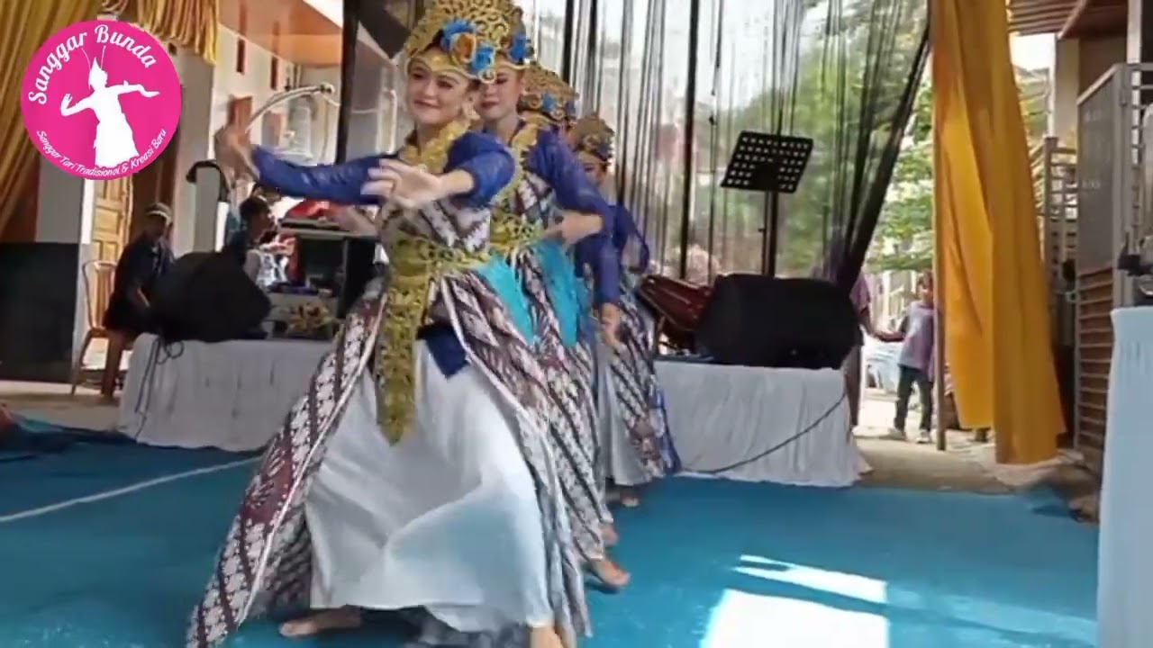 Tari Bubuka sebagai Tari Pembuka I Sanggar Bunda - Gunungputri