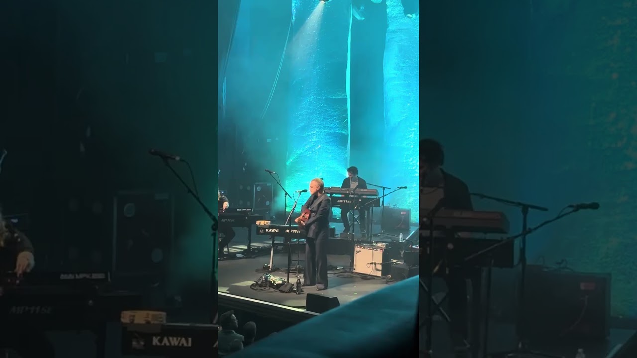 David Gray - After the Harvest (live in Adelaide 7 Nov 2025)