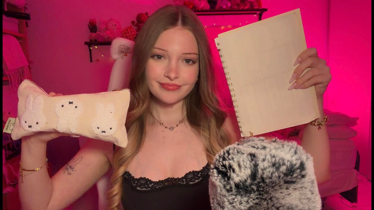 ASMR Ta Crush S&rsquo;assoit &Agrave; C&ocirc;t&eacute; De Toi