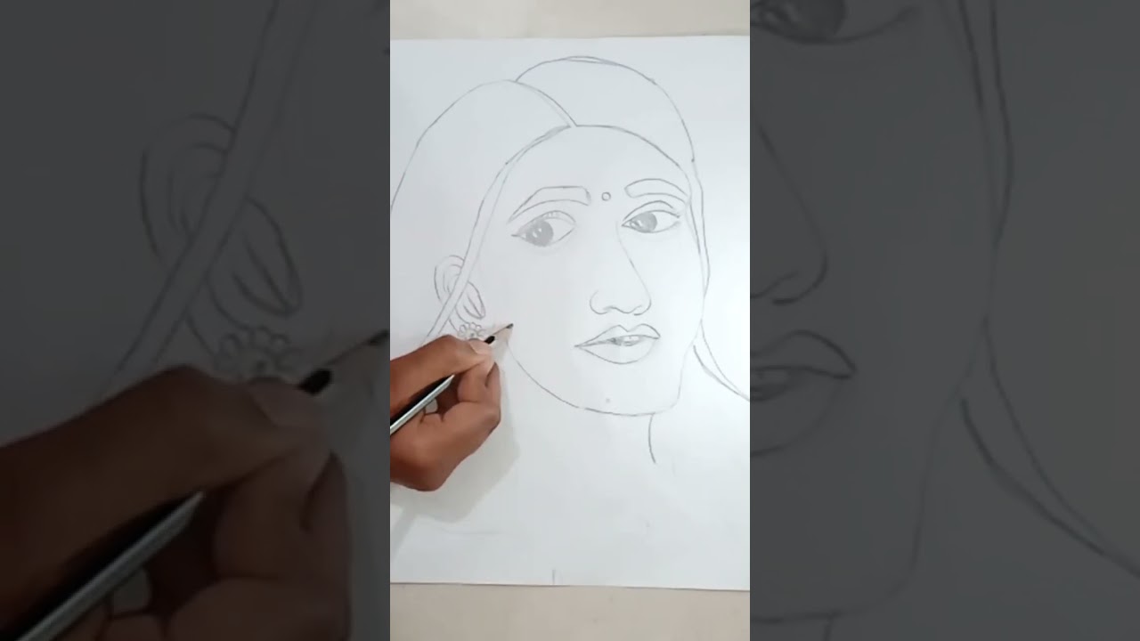 Beautiful girl drawing 