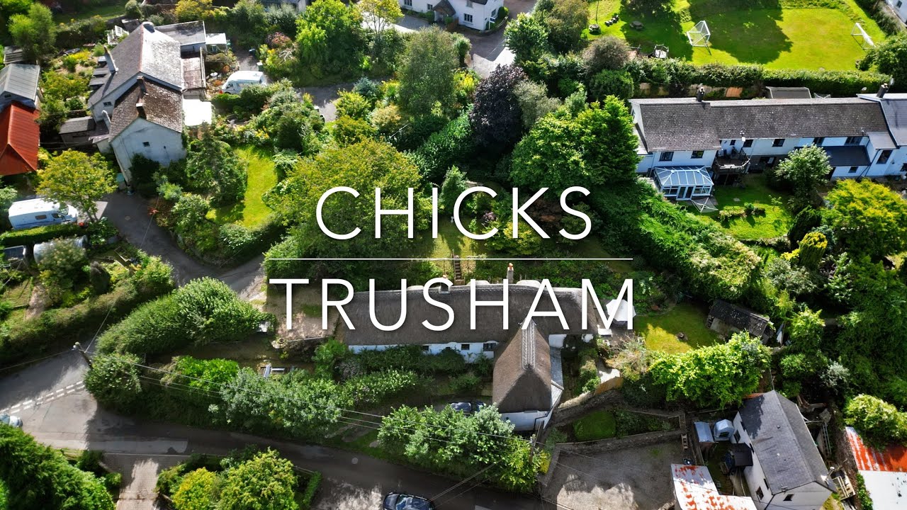 FOR SALE! An impressive Grade 11* Listed Devon Longhouse in the beautiful village of Trusham.
