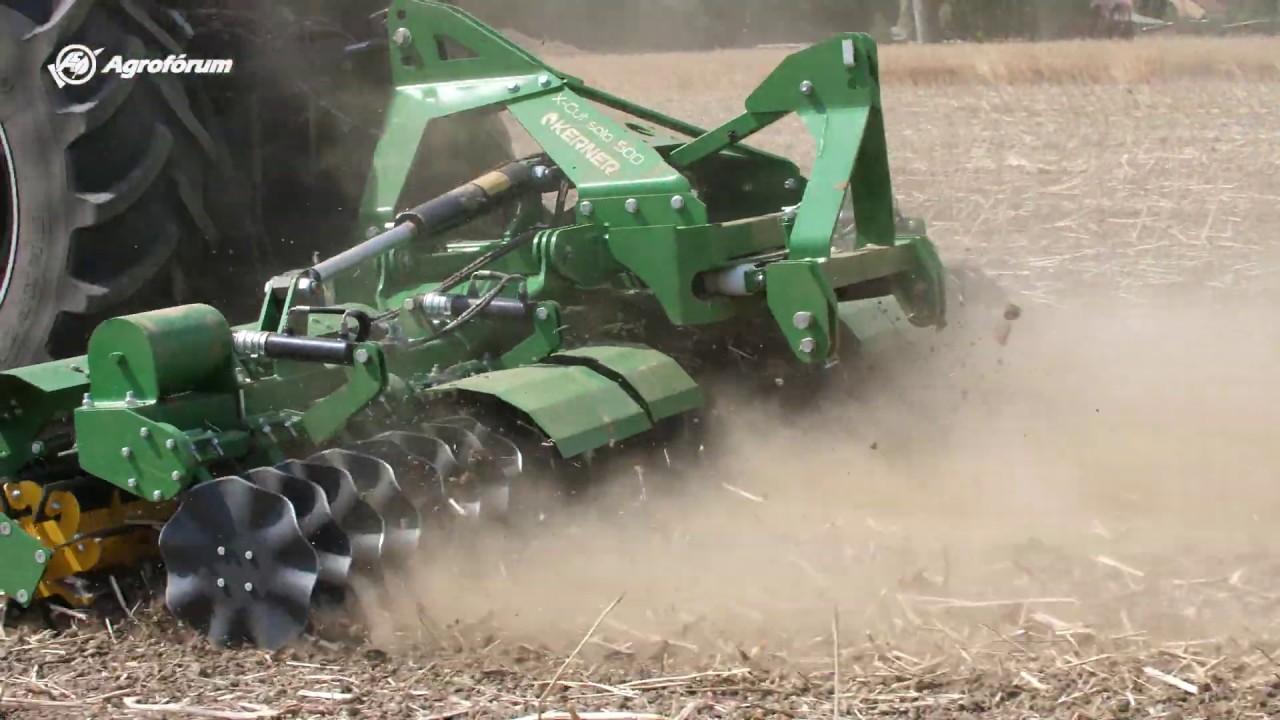 Talajművelés Kerner kultivátorokkal - Vektor gépbemutató aratás után