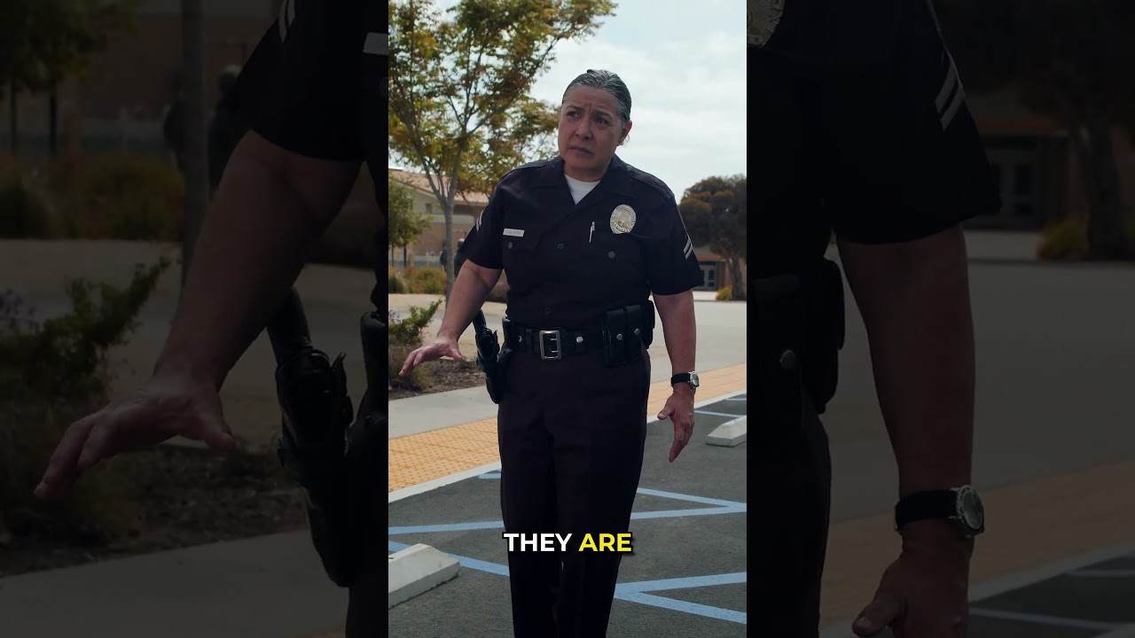 Остановили полицию за ношение оружия?! Вот что нужно делать! #Полиция #Адвокат