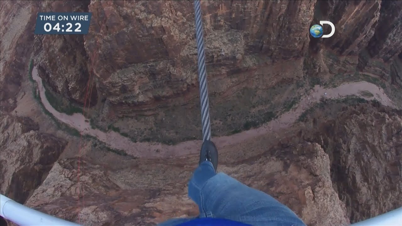 Weltrekord: Hochseilartist Nik Wallenda balanciert über Schlucht des Grand Canyon