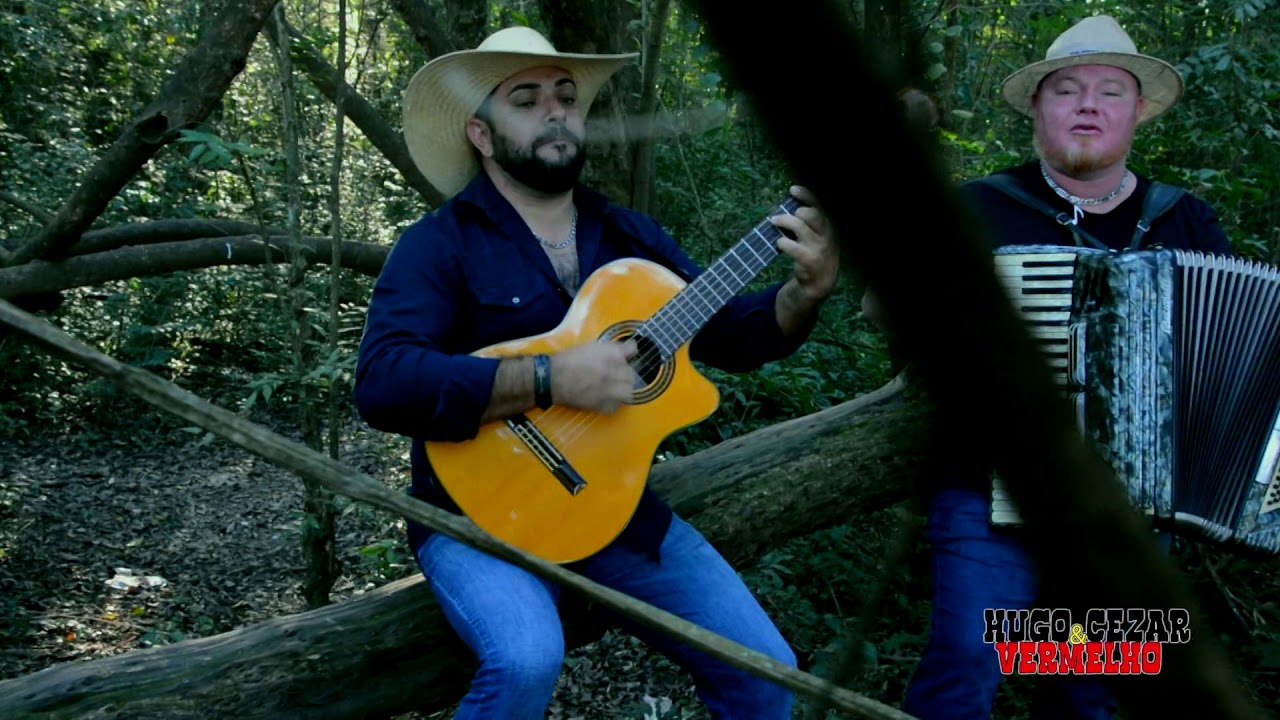 VIVENDO AQUI NO MATO - Hugo Cezar & Vermelho