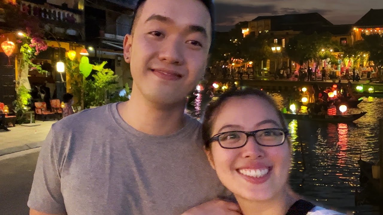 #7 - Chạy xe máy ra Hội An, thả đèn, quán chay ngon - Rode a motorbike to Hoi An, vegan food heaven