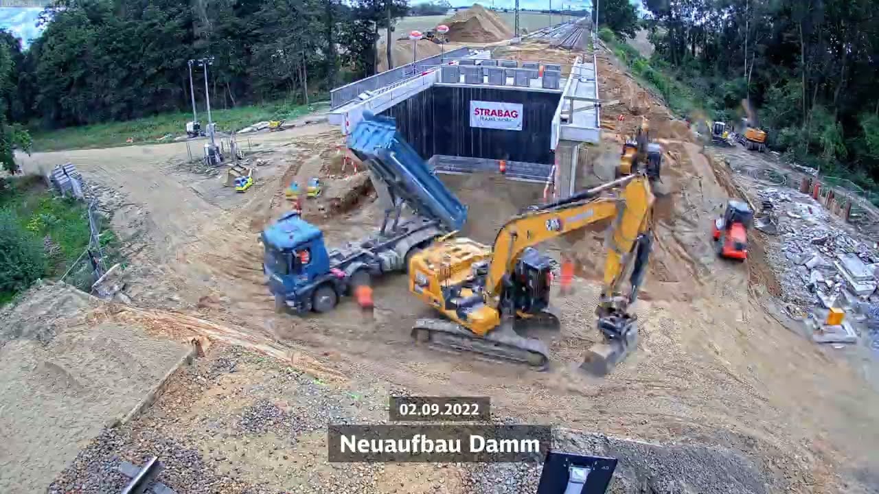 Leipzig – Dresden (VDE 9): Zeitraffer des Einschubs der Brücke „Weg zur Hölle“