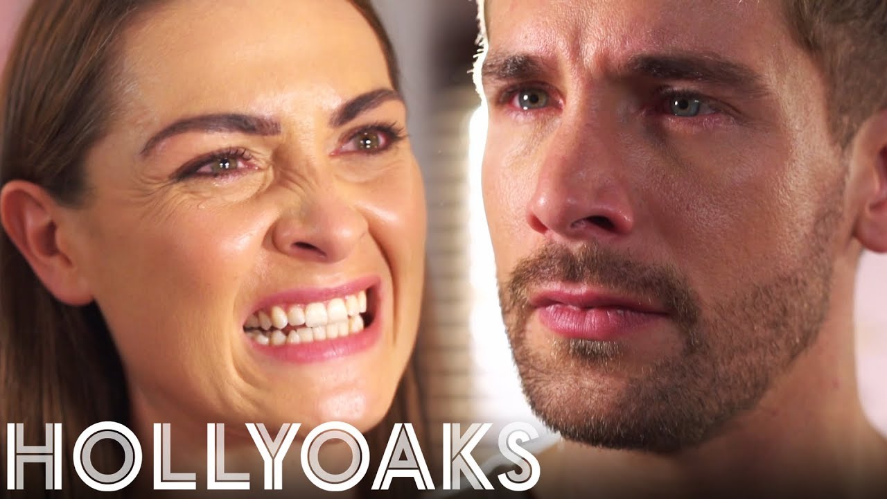Sienna Gives Brody an Ultimatum | Hollyoaks
