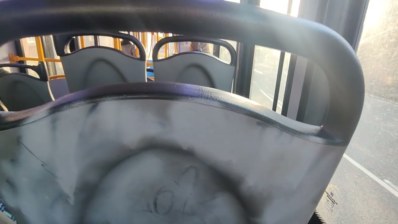 First Bus London 2011 ADL Enviro200 DE20197 (YX11 COH) On The H22 To Hounslow, Bell Corner
