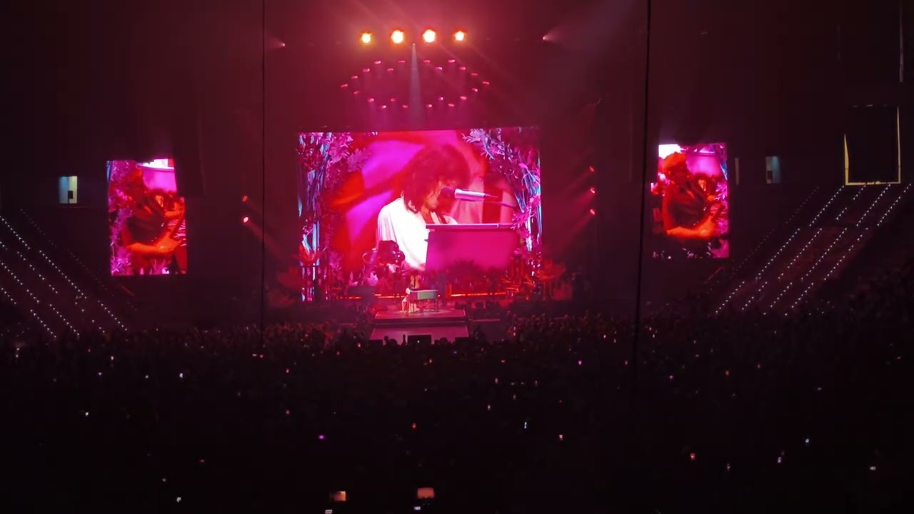 Elisa - Promettimi @ Inalpi Arena. Torino. 28/11/2025
