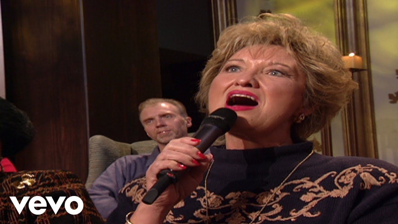 Gaither - I'd Rather Have Jesus [Live] ft. Sheri Easter, Ann Downing