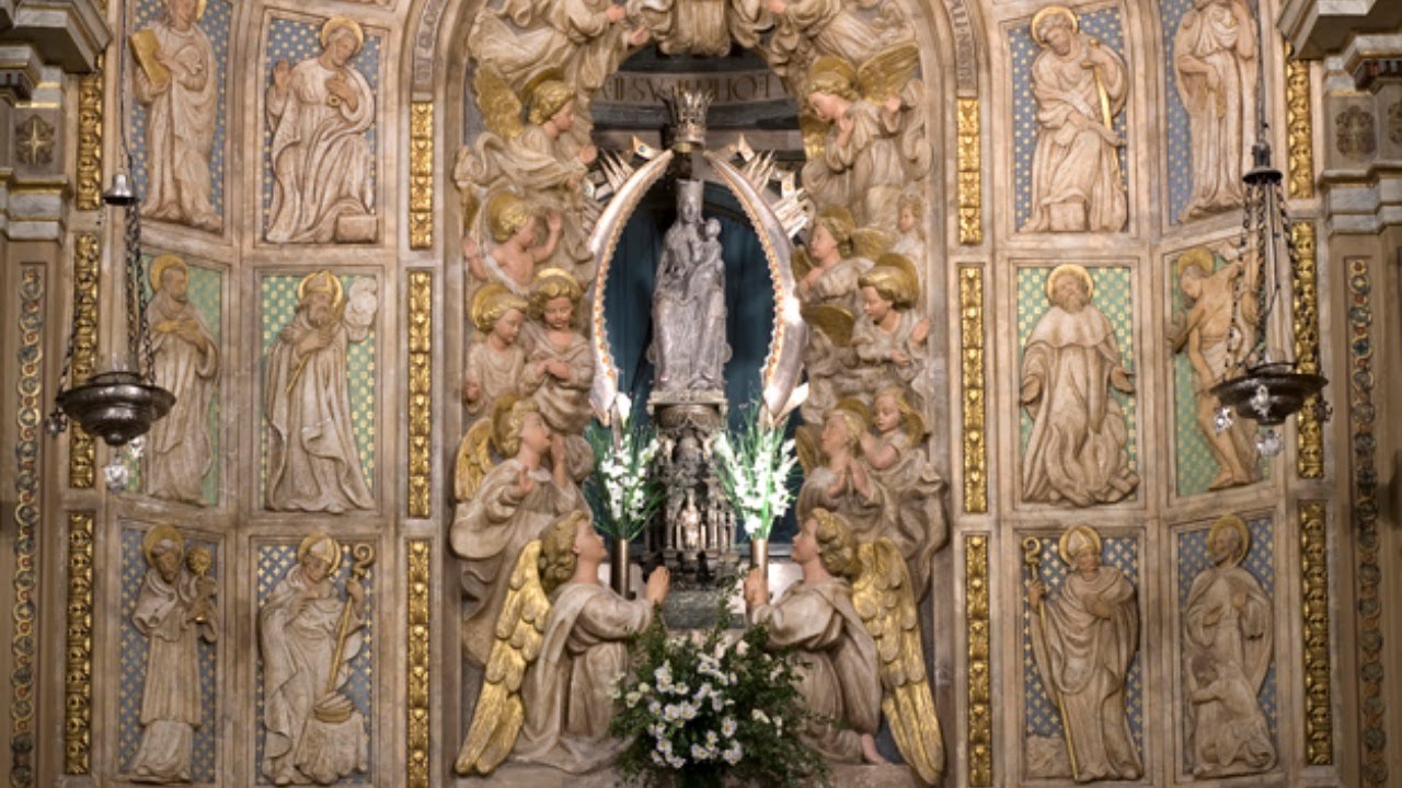VESPRES + EUCARISTIA