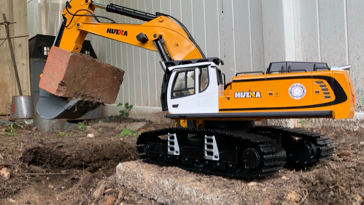 Heritage RC Construction.com’s first impressions and dig video for The HUINA 1599 RC Excavator.