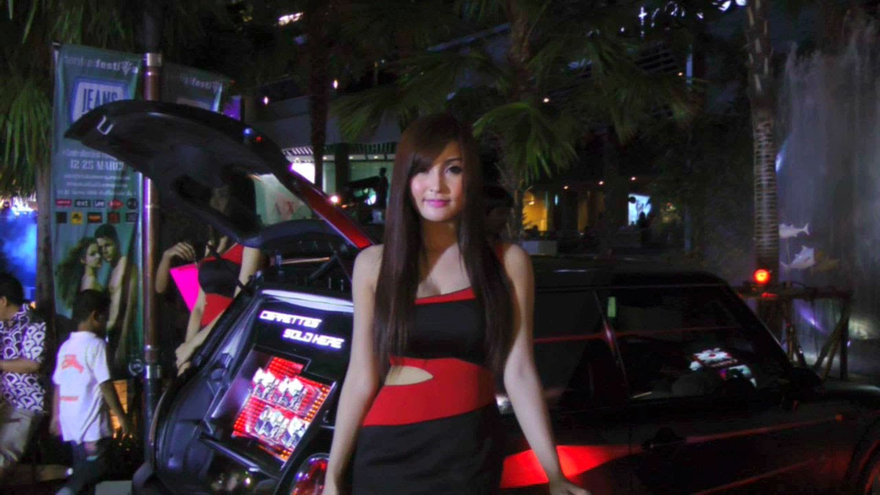 Pattaya International Music Festival - Beach Road View | Thailand