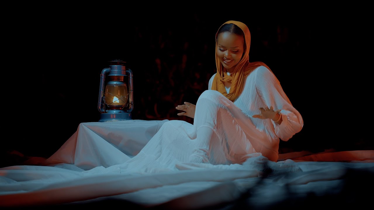 Buri Munsi by Siana INGABIRE (Cover)