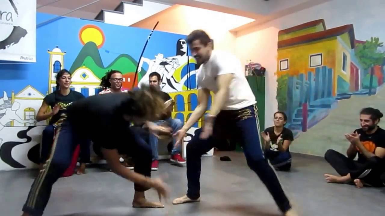 Mestre Papa-Leguas na Apêiara Capoeira