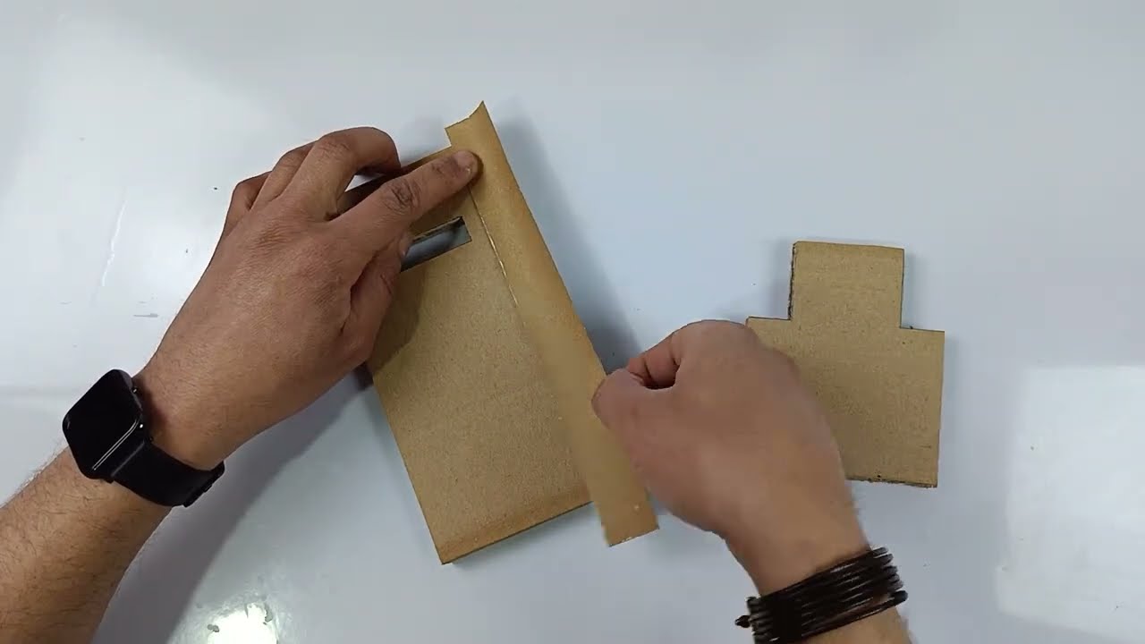 DIY l comment faire un support de téléphone en carton l