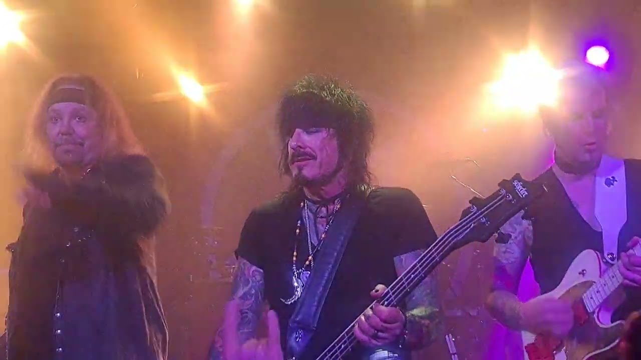 Motley Crue at The Whiskey A Go Go Girls, Girls,  Girls and Kickstart My Heart