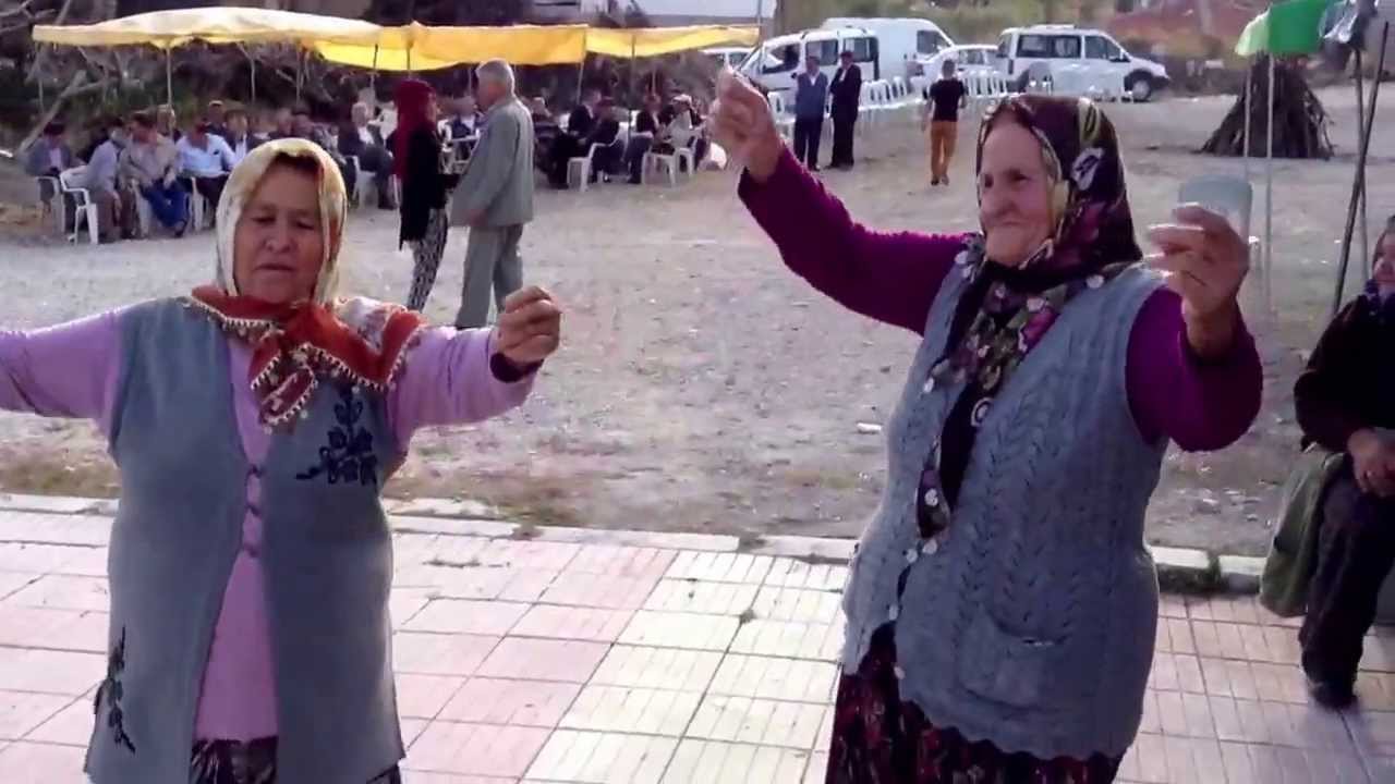 Komik Oynayan Teyzeler