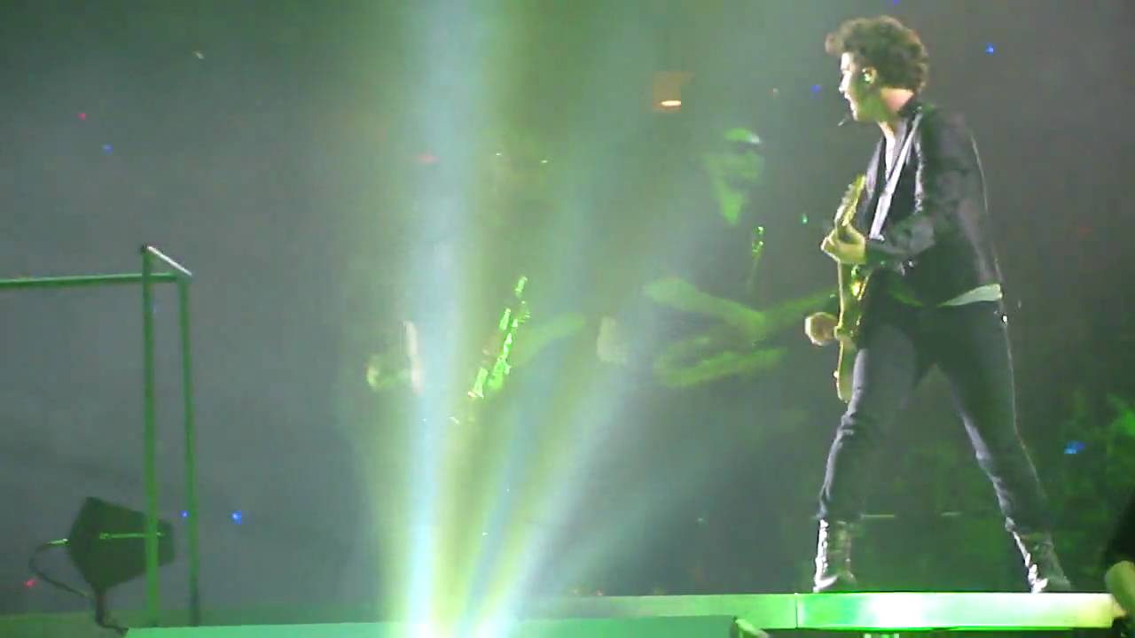 Jonas Brothers World Tour Uniondale 7/20/09 - Poison Ivy
