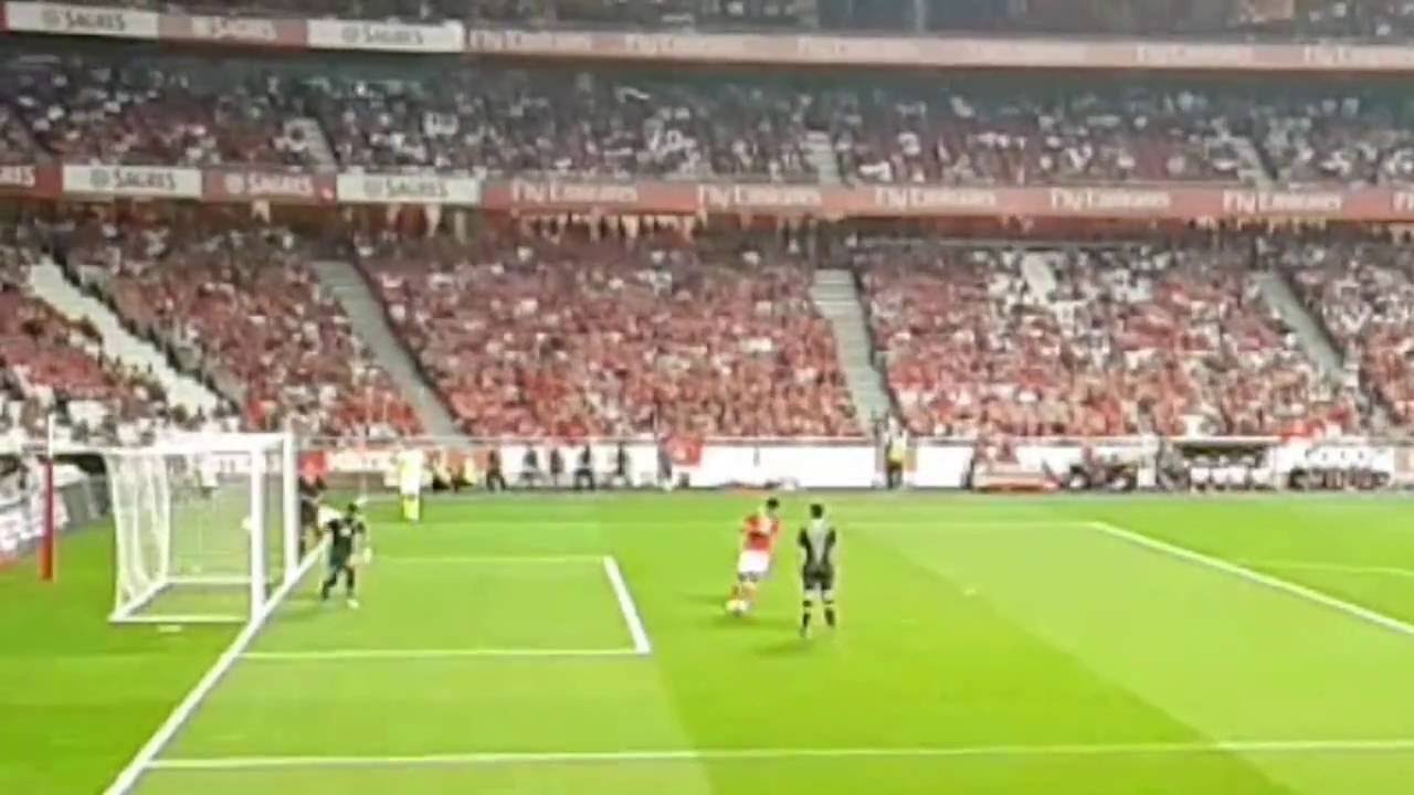 Amazing Raul Jimenez penalty - never miss one! SUBSCRIVE! LIKE MY FACE! Benfica vs Torino