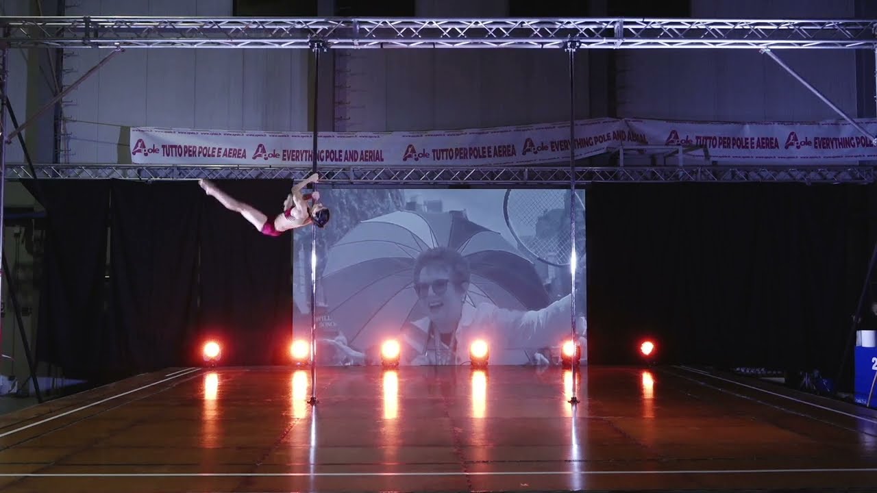Roni Rashty (israel) winner of POSA pole art world championships 2022
