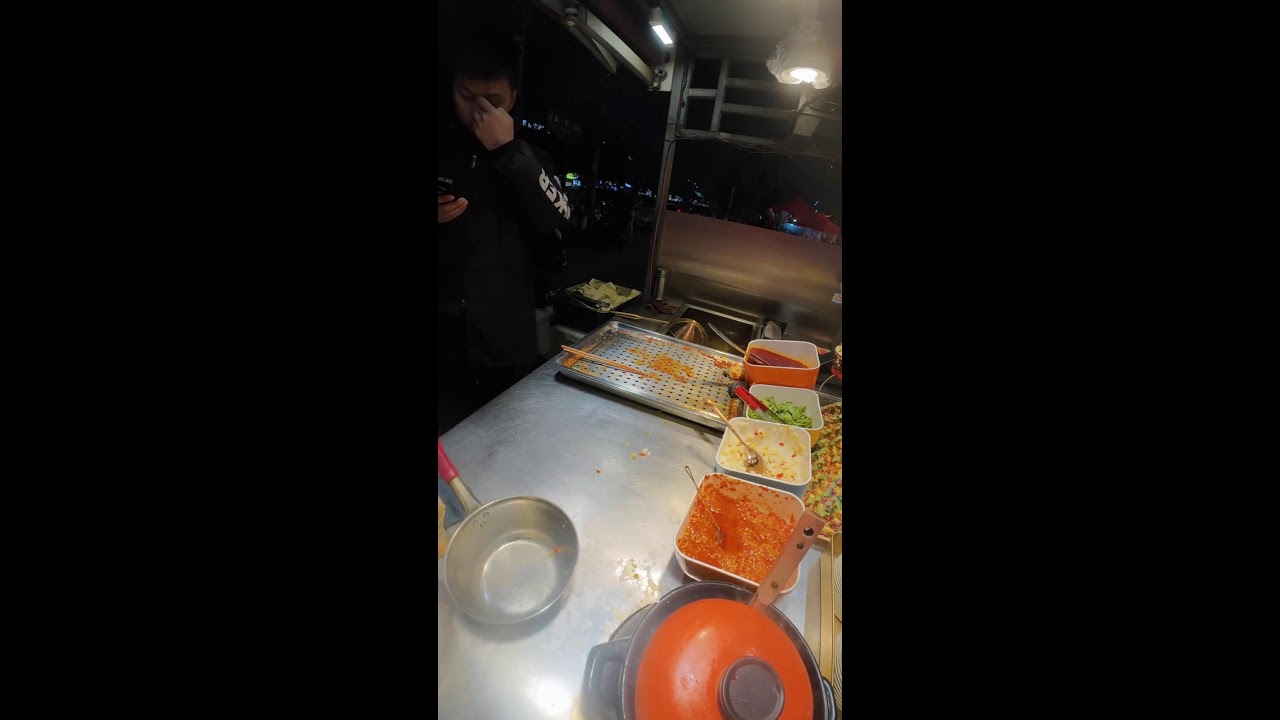 First-Person Stinky Tofu Build | Crispy Black Cubes & Spicy Garnish | No Commentary