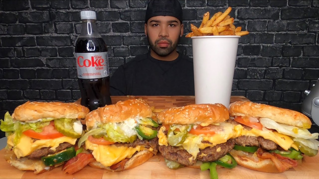 (ASMR NO TALKING) FIVE GUY'S MUKBANG