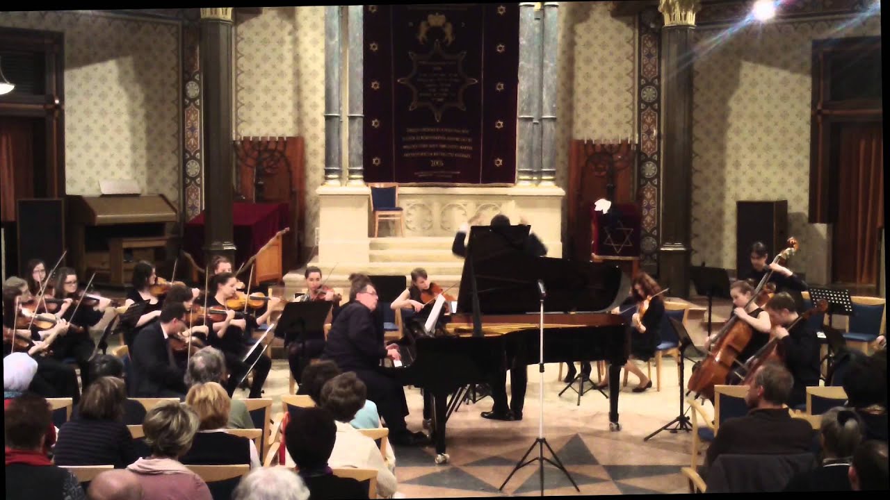 C.Ph.E. Bach: Keyboard Concerto in E minor H.418 Wq.15 / András Kemenes - Győr University Orchestra