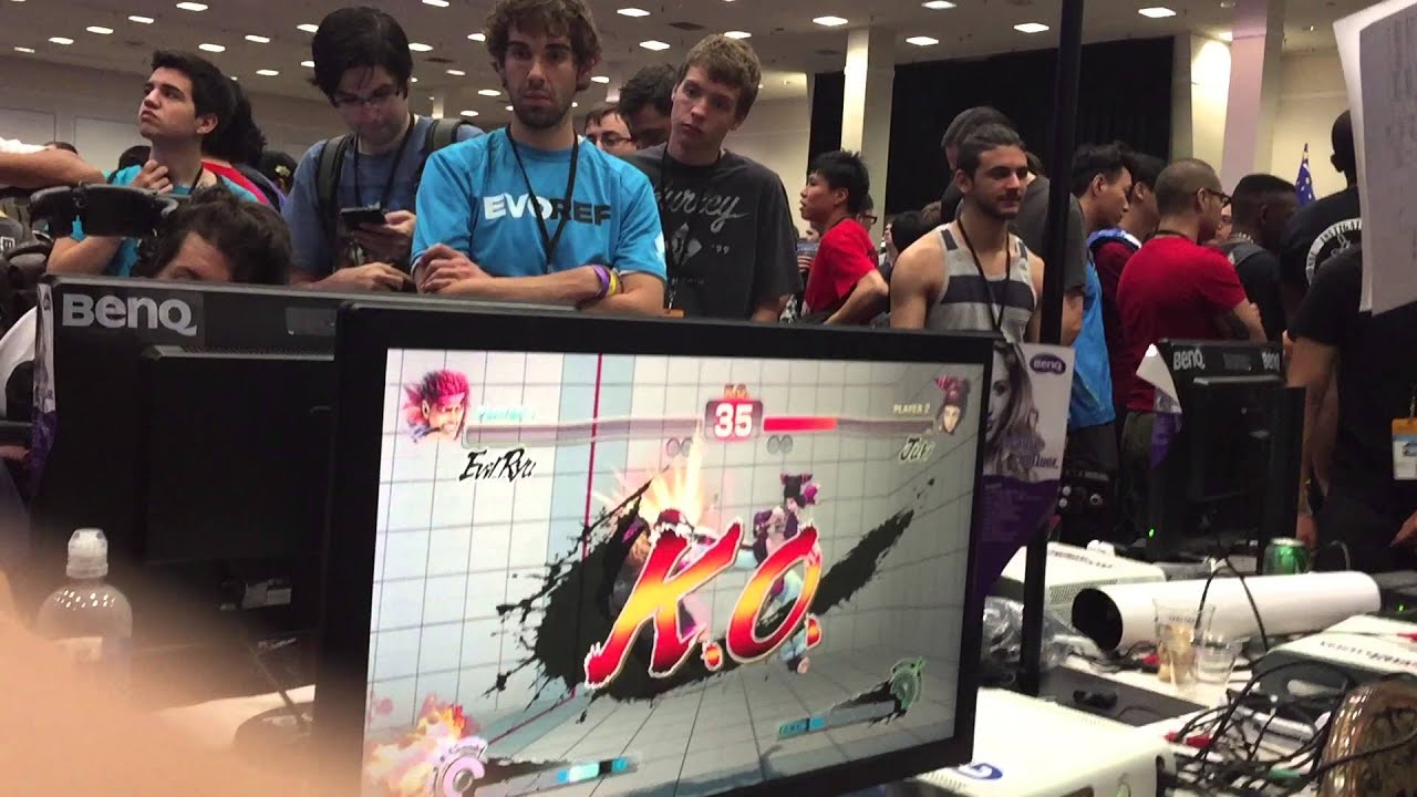 Daigo (evil ryu) vs aiai (juri) evo2015