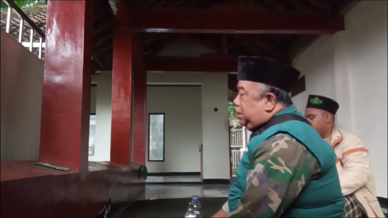 Ziarah maqbarah eyang Zainal Alim Cikungkurak...