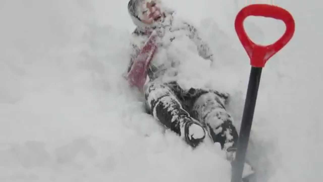 Record Breaking Buffalo Snowstorm with Joy and Alvin (Nov. 2014)