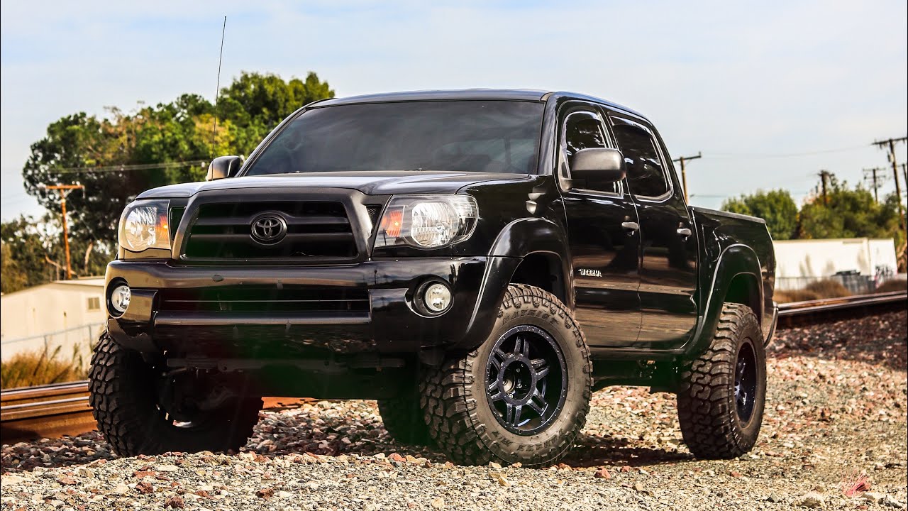 2009 TOYOTA TACOMA BORLA EXHAUST! | REVVING & FLYBY