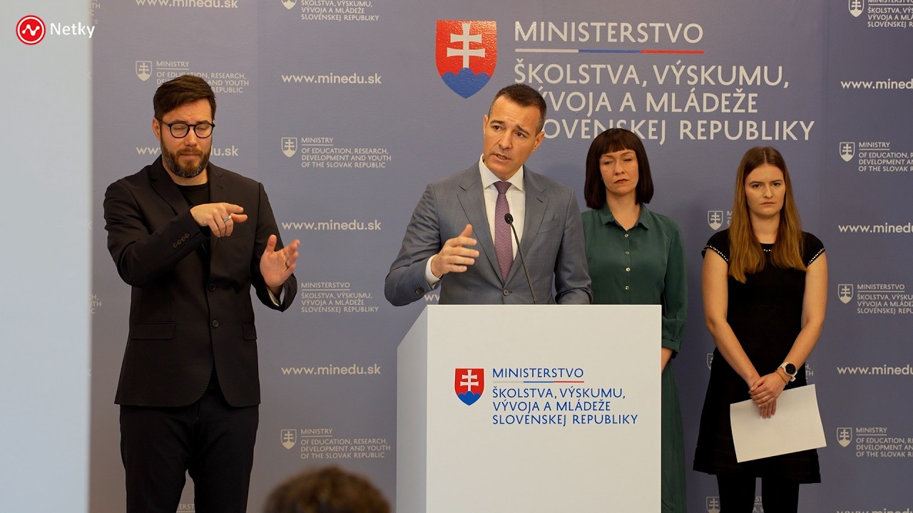 Tom&aacute;&scaron; Drucker: AI gramotnosť a du&scaron;evn&eacute; zdravie žiakov.
