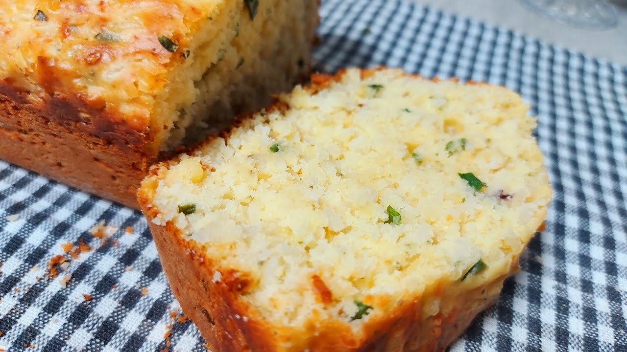 Bolo salgado de ARROZ|Só misture e coloque para assar/Bolo caseiro fácil#bolo