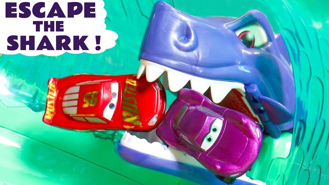 Cars McQueen in Escape The Shark Challenge against Toy Cars
