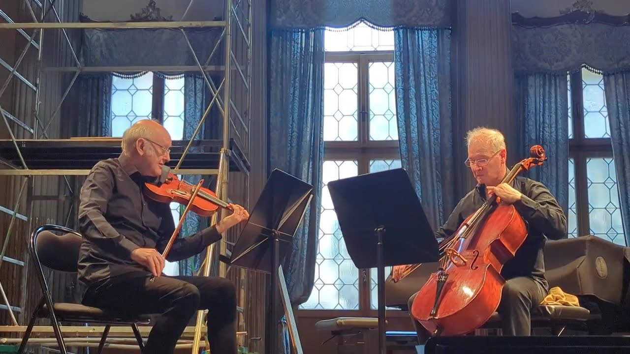 Passacaglia per violino e violoncello - Anna Dobrucka