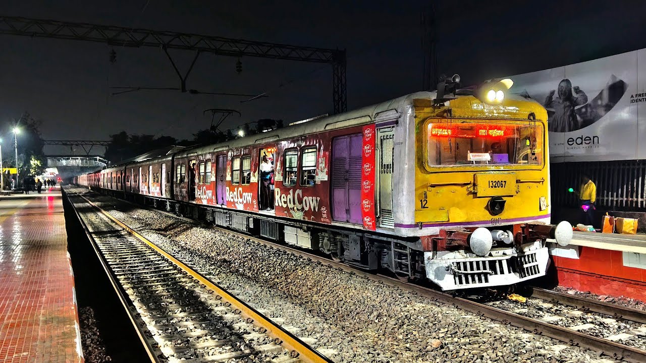 [3-in-1] HariPal - Howrah | Barddhaman - Howrah & Bandel local arrives Hindmotor at same time