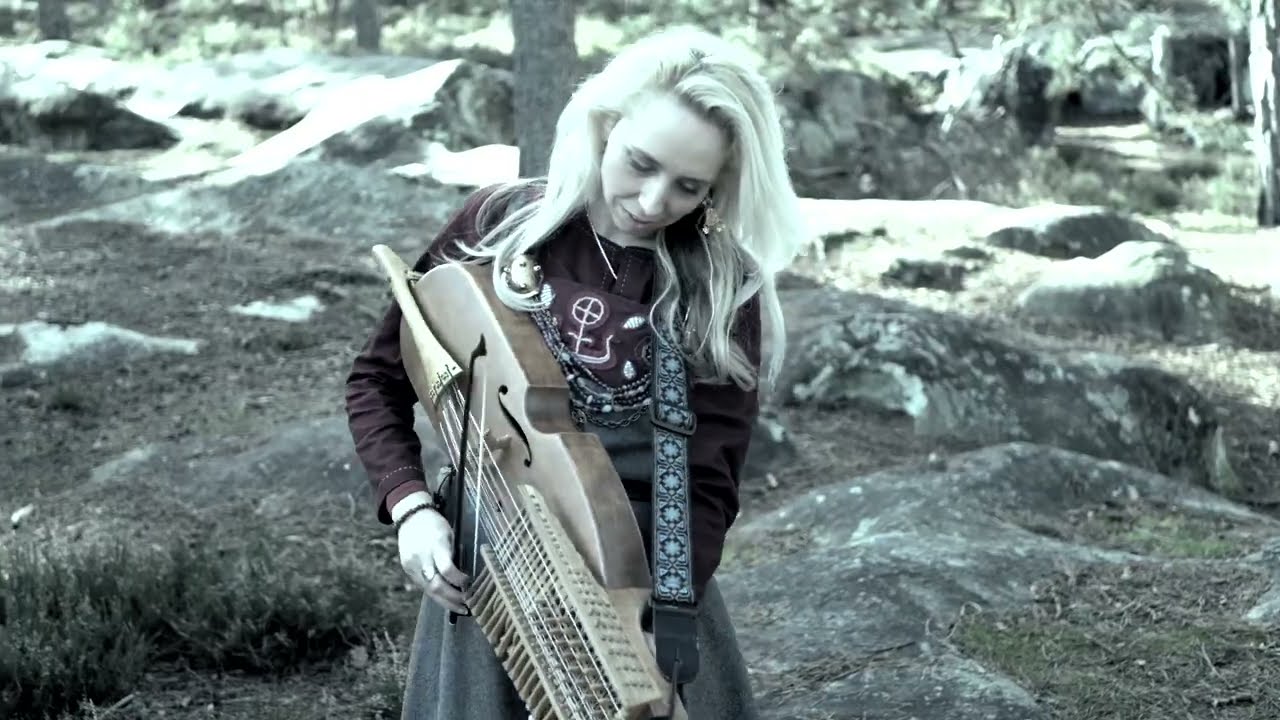 Arno Kilhoffer - Brian Boru's March (featuring Marina Lys)