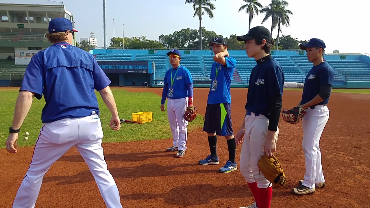 Chase內野滾地球接球概念