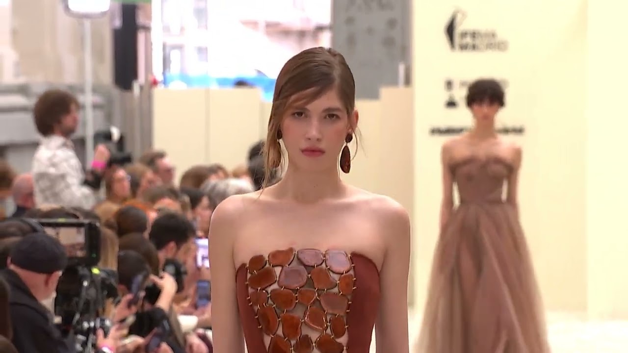 DESFILE ISABEL SANCHIS - MARZO 2026