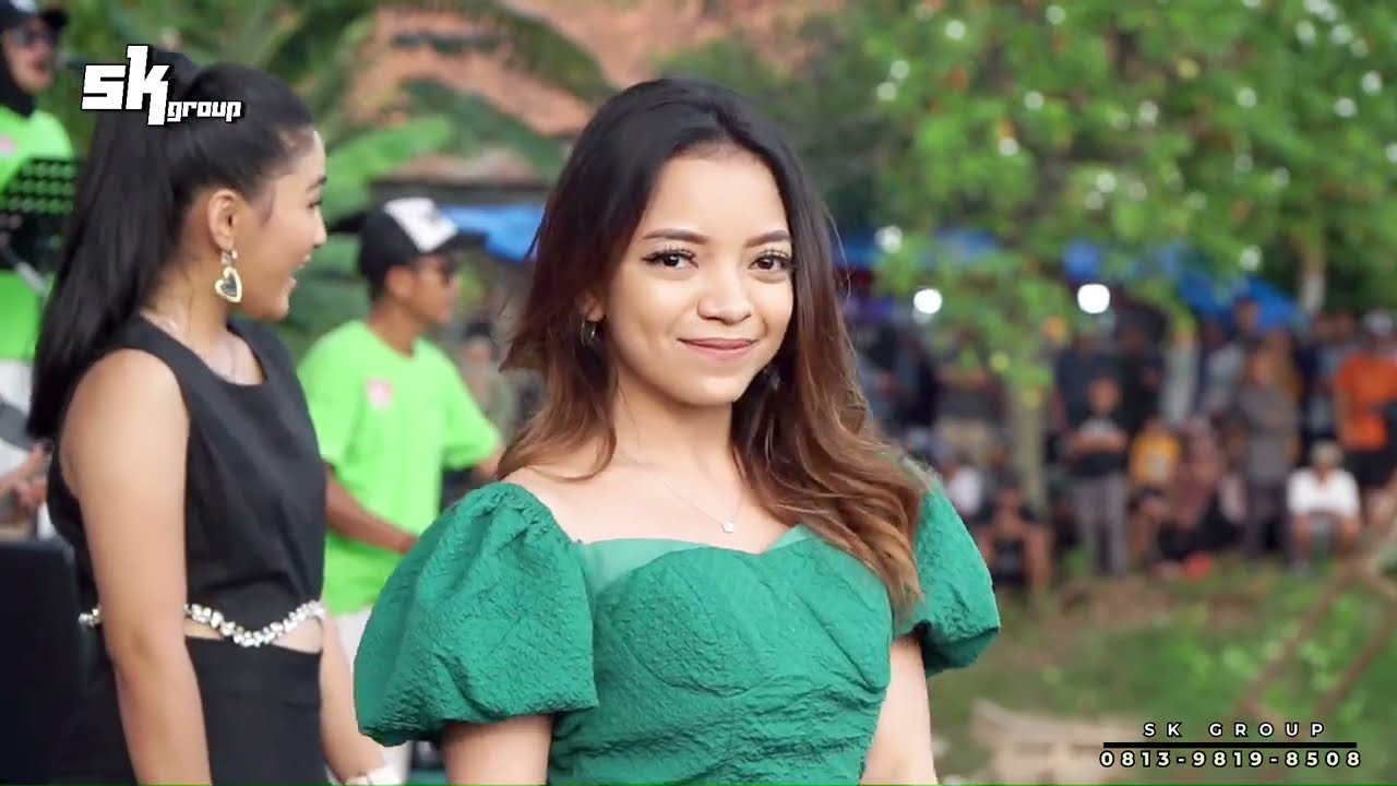 RUMPUT TETANGGA ICHA COSMA FT VELAZALADARA