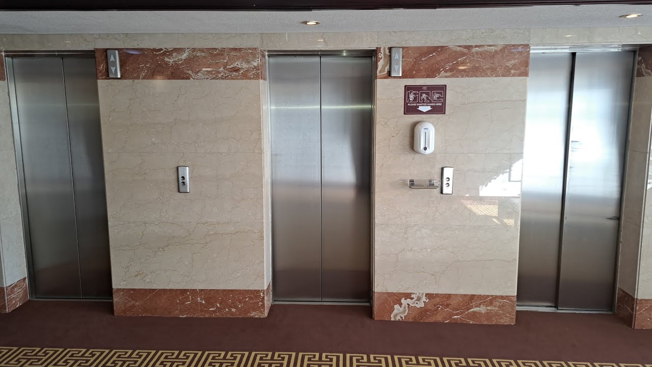 Birthday special! 3x Otis 2000 elevators with golden fixtures @ Hotel ARO Palace *****, Brașov, RO
