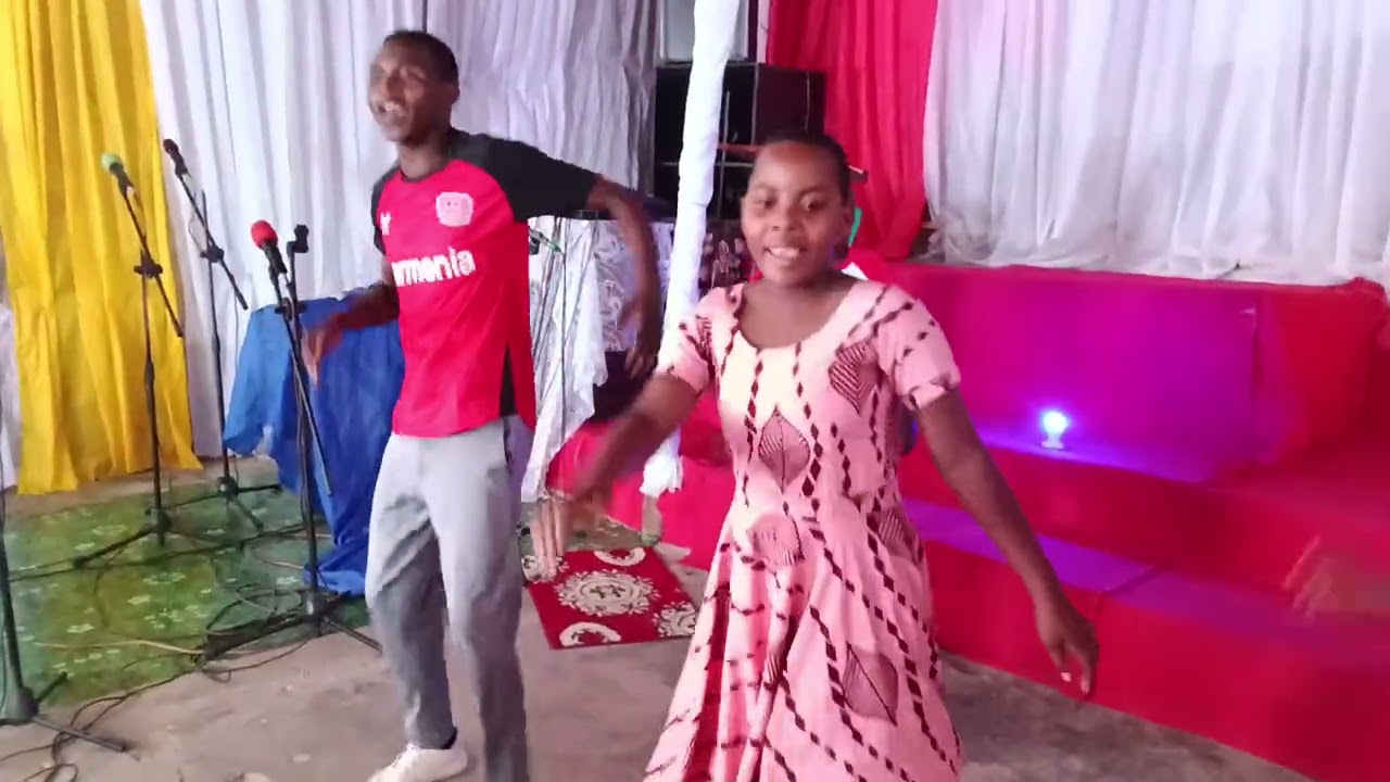 Kwaya mlima wa majibu 