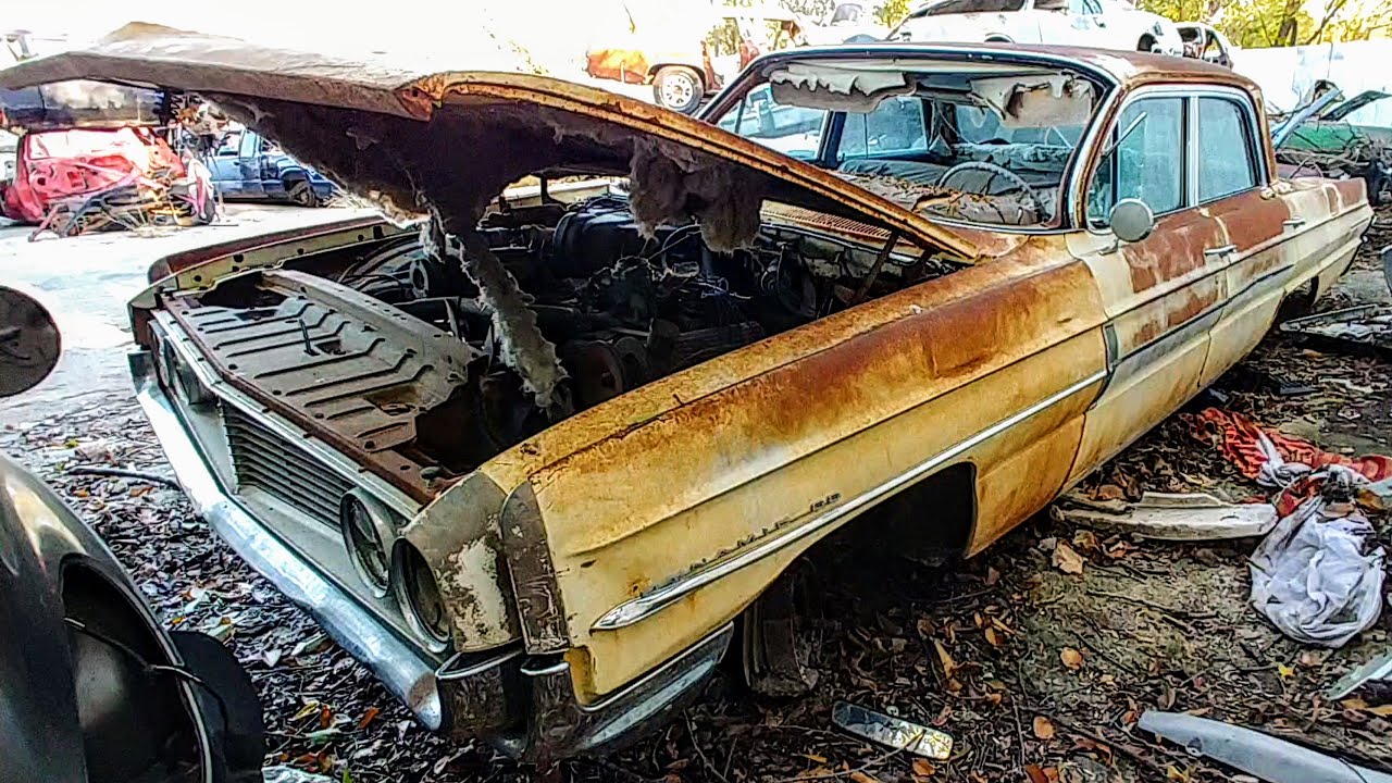 1962 Oldsmobile Dynamic 88 Junkyard Find
