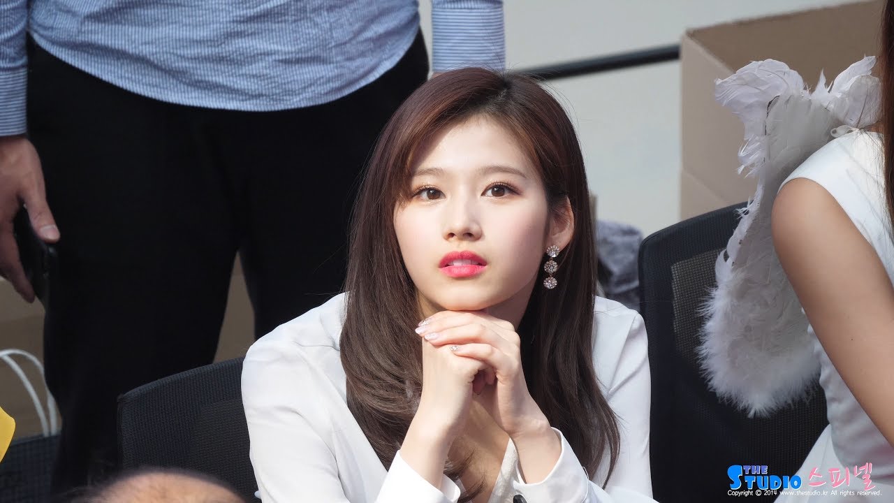 180429 트와이스 사나 팬사인회 대기 4K 직캠 TWICE Sana fancam (고양 트와이스 팬사인회) by Spinel