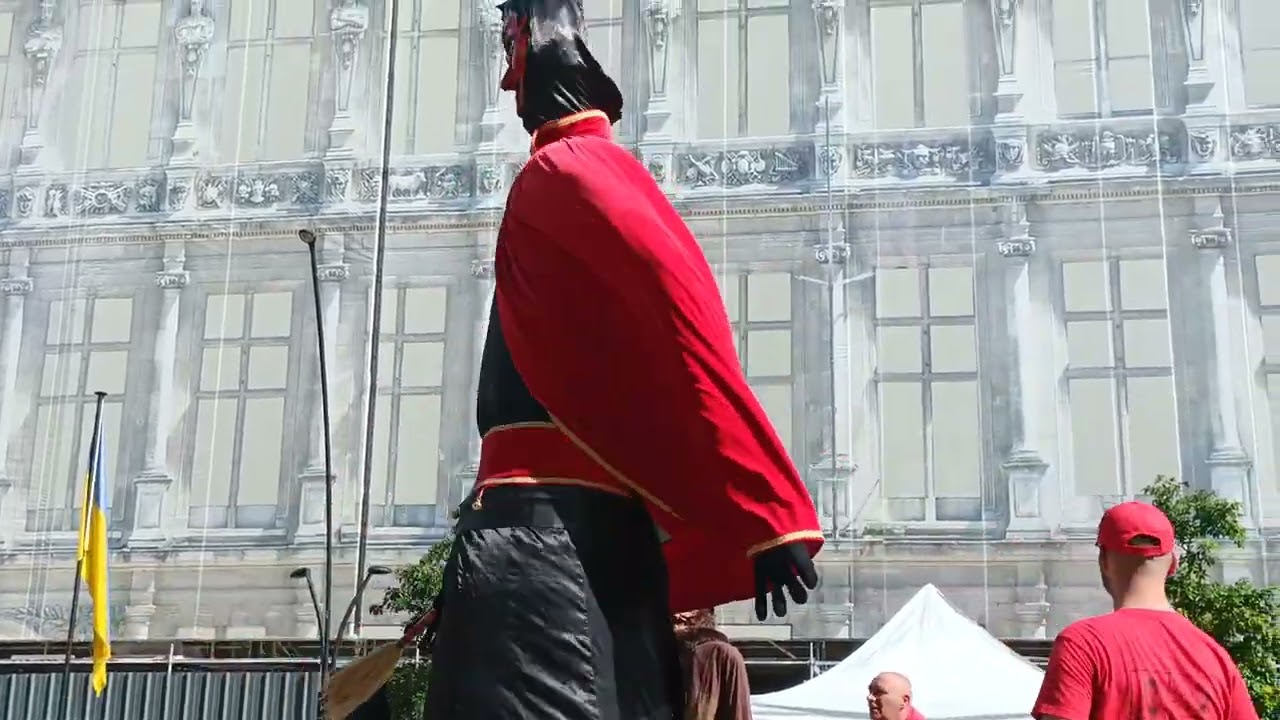 Carnaval de Valenciennes les folies de Binbin (1/2) 2023