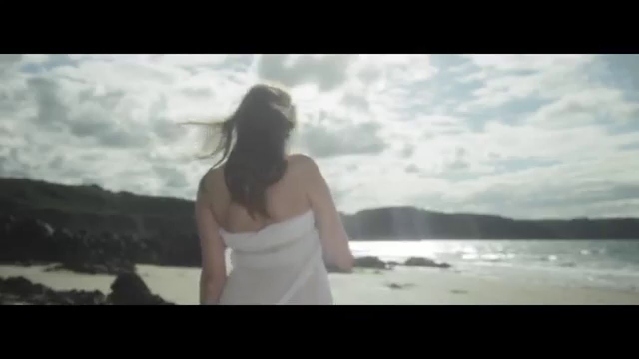 Uncovered QOTSA - Make It Wit Chu (feat. Mélanie Pain)