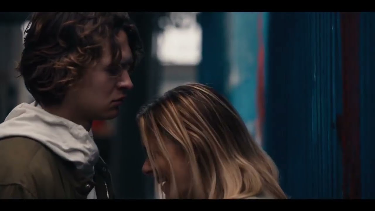 Tokyo Vice 1x08 / Kiss Scene &mdash; Jake and Samantha (Ansel Elgort and Rachel Keller)