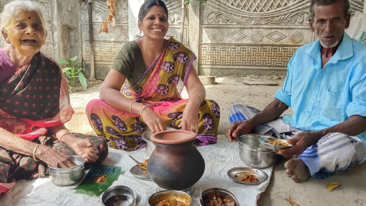மண் பாத்திரம் இப்படித்தான் பழக்க வேண்டும்/manpathiram palakuvathu yeppadi....